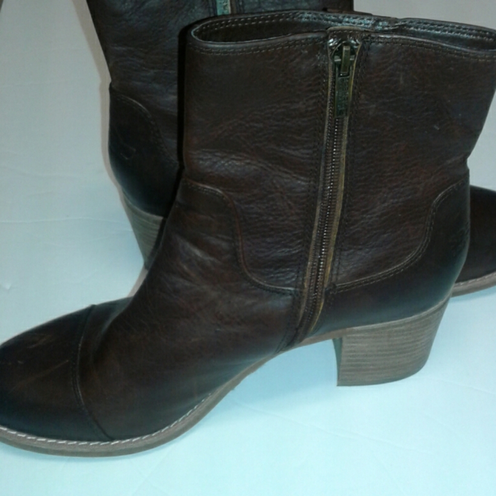 CHOCOLATE SPERRY BOOTS - Picture 4 of 4